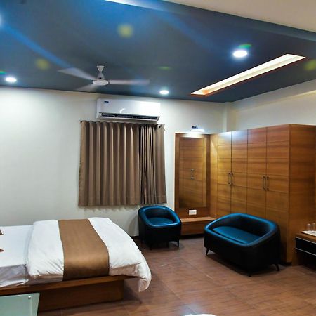 Hotel Ashooka Inn Gandhinagar Eksteriør billede