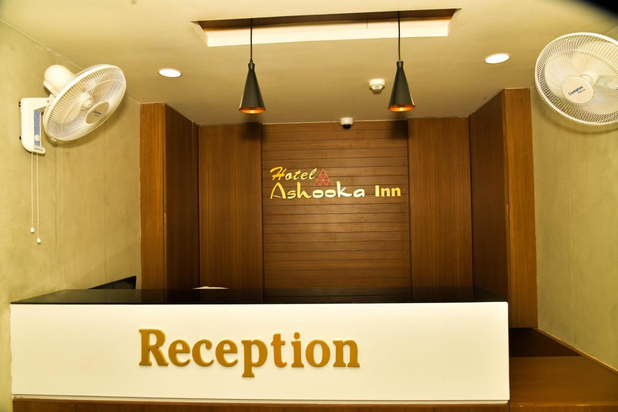 Hotel Ashooka Inn Gandhinagar Eksteriør billede