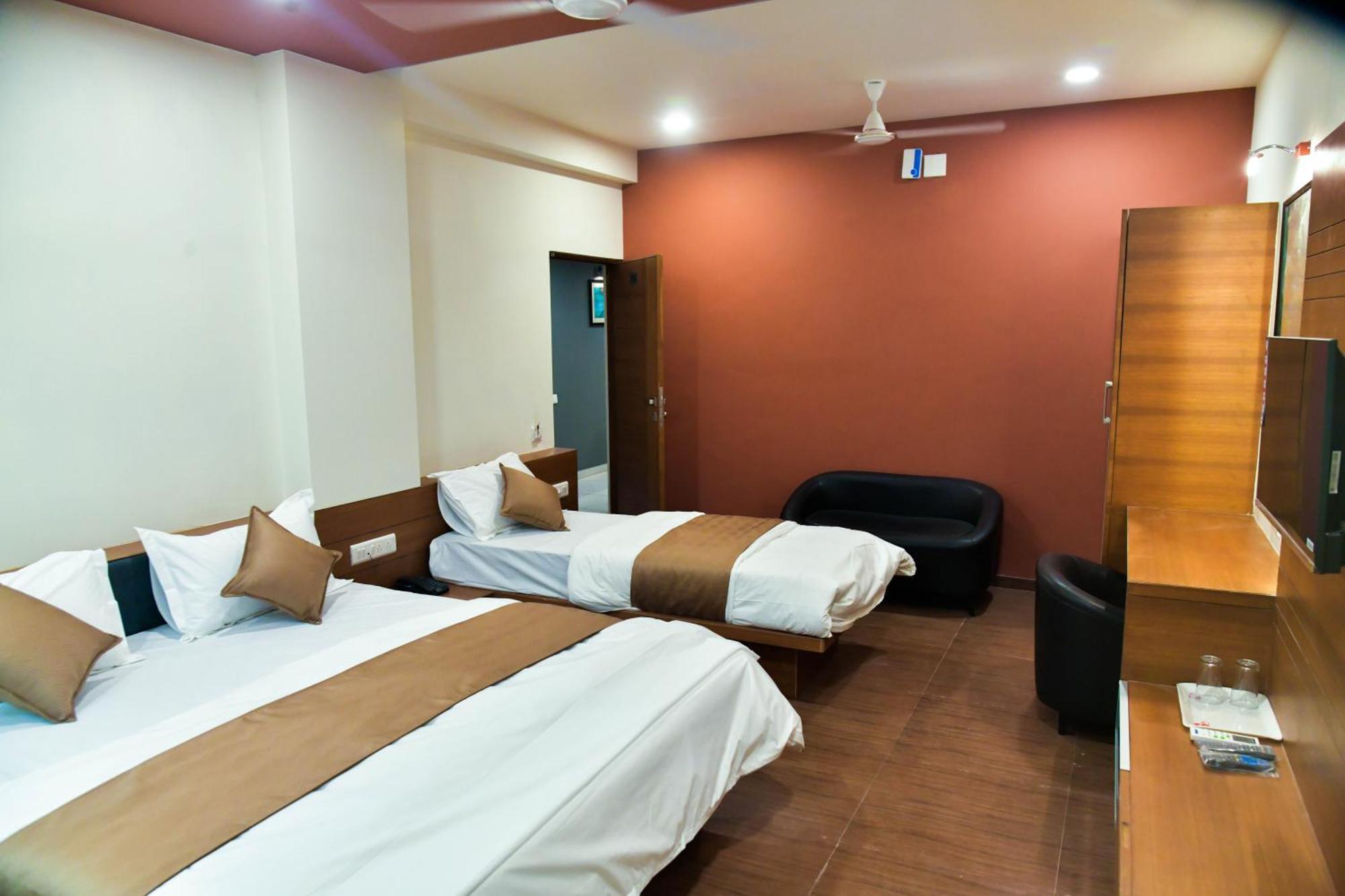 Hotel Ashooka Inn Gandhinagar Eksteriør billede