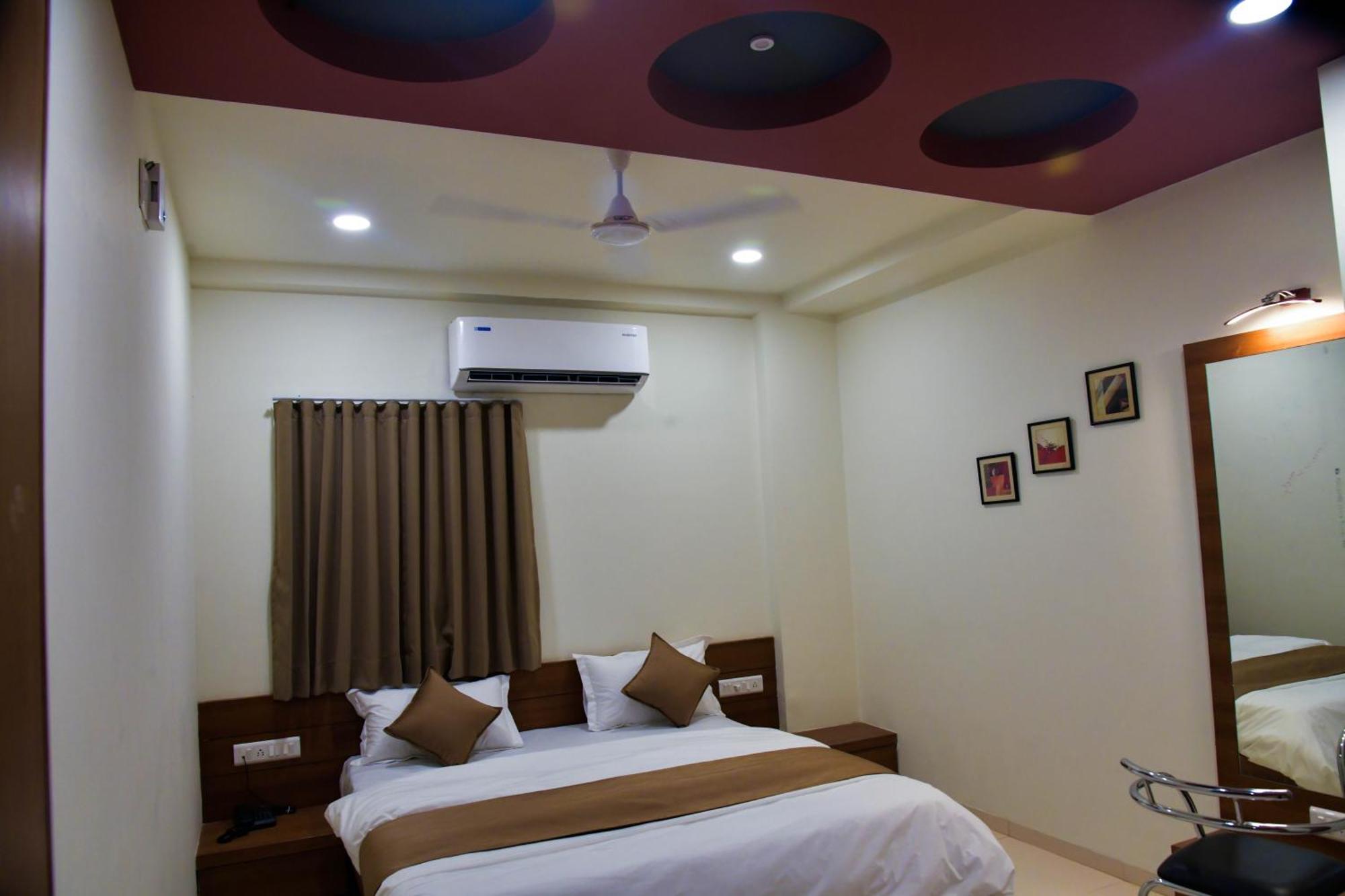 Hotel Ashooka Inn Gandhinagar Eksteriør billede
