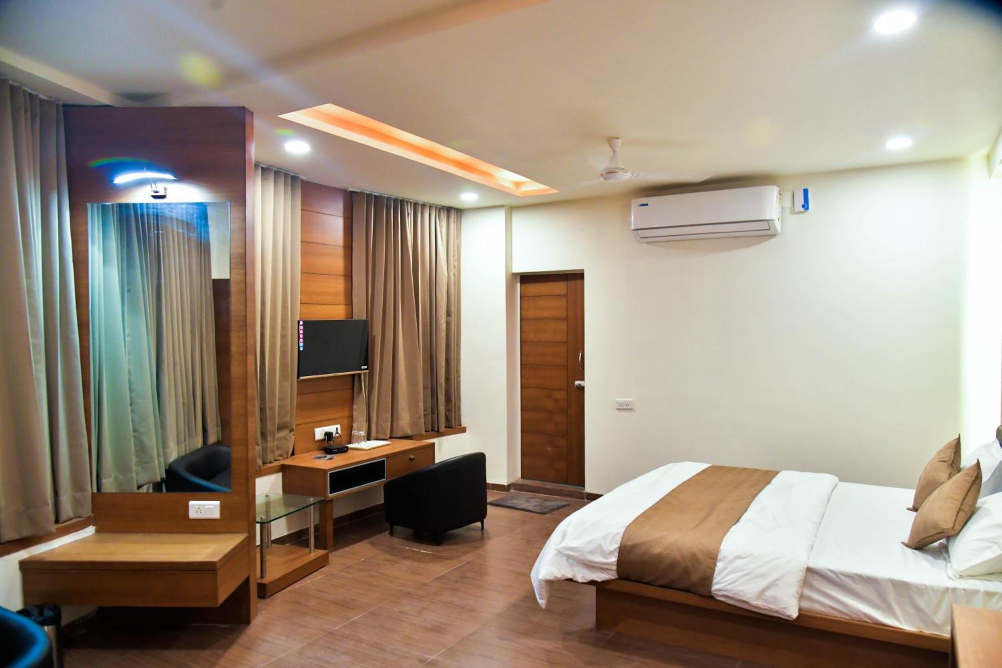 Hotel Ashooka Inn Gandhinagar Eksteriør billede
