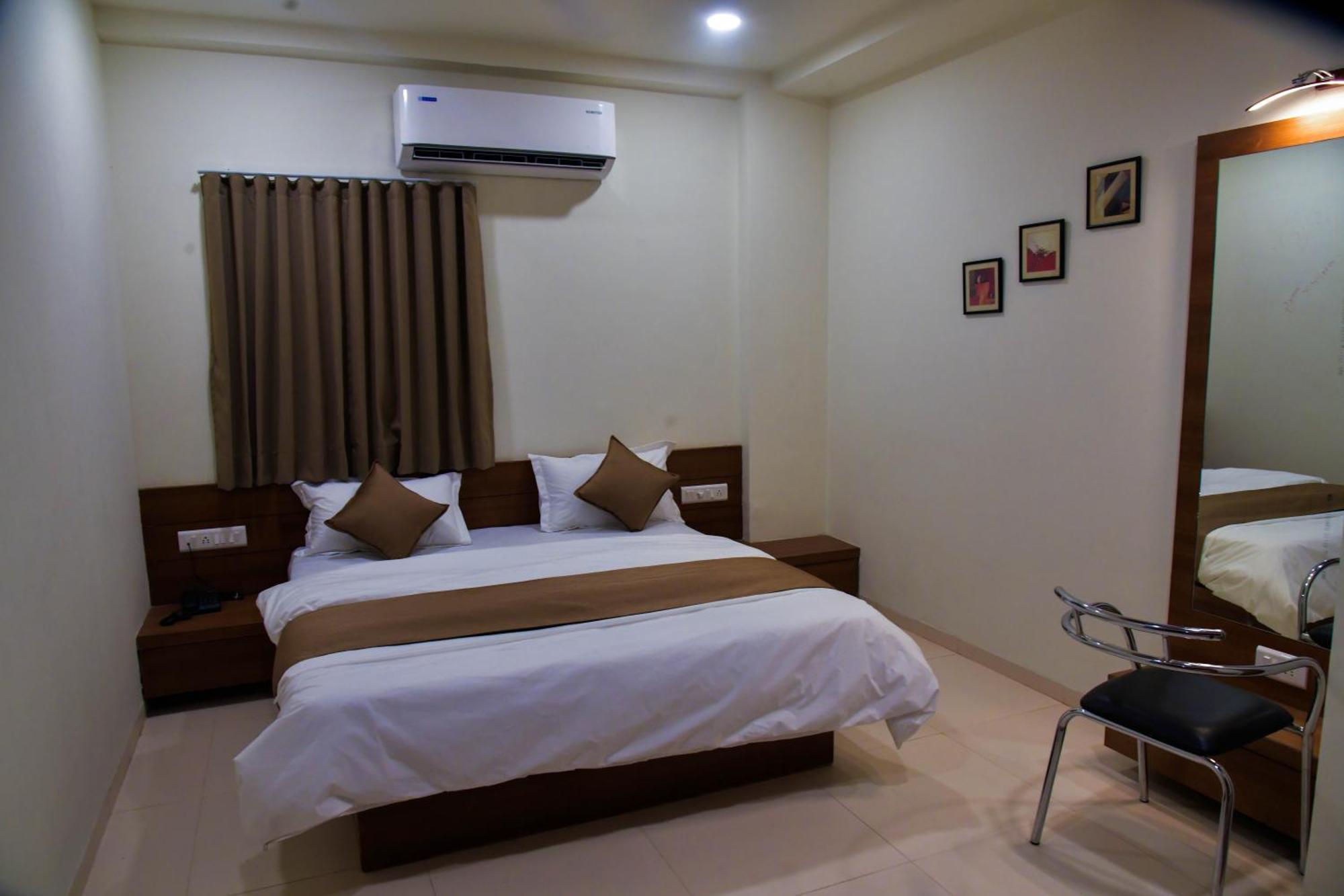 Hotel Ashooka Inn Gandhinagar Eksteriør billede