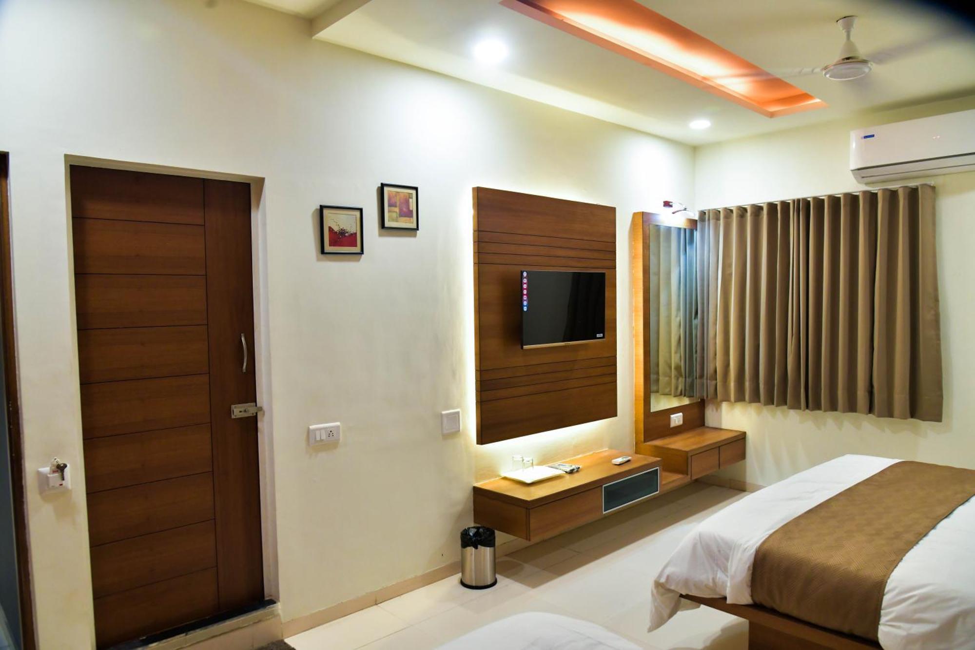 Hotel Ashooka Inn Gandhinagar Eksteriør billede