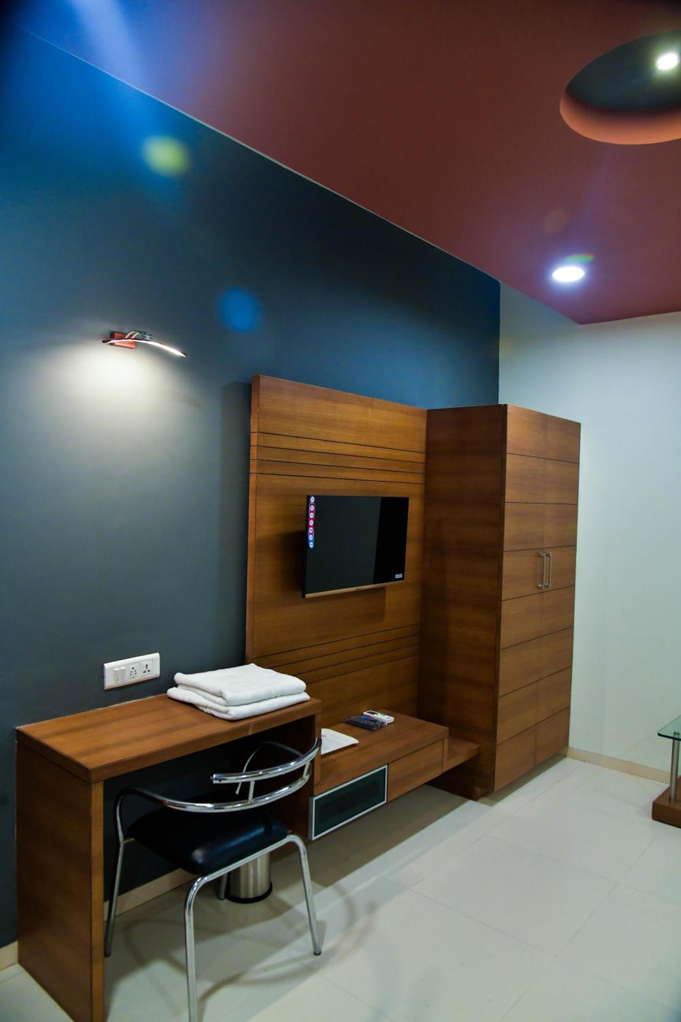 Hotel Ashooka Inn Gandhinagar Eksteriør billede