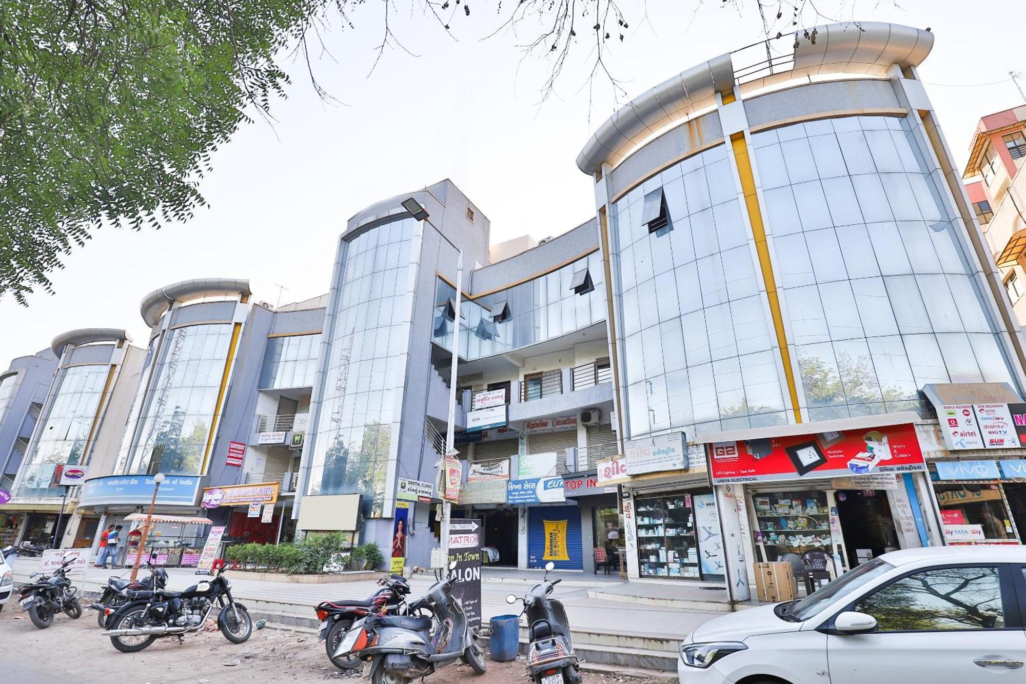 Hotel Ashooka Inn Gandhinagar Eksteriør billede